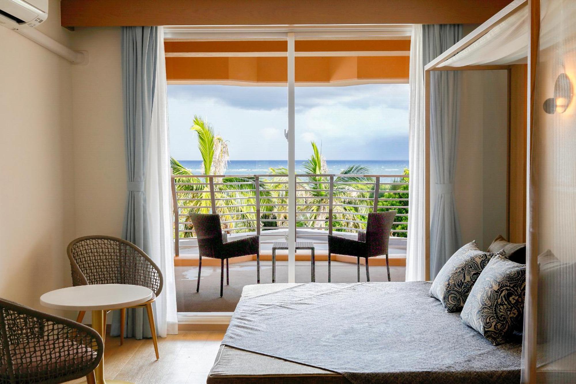 Hotel Breezebay Marina Miyakojima  Habitación foto